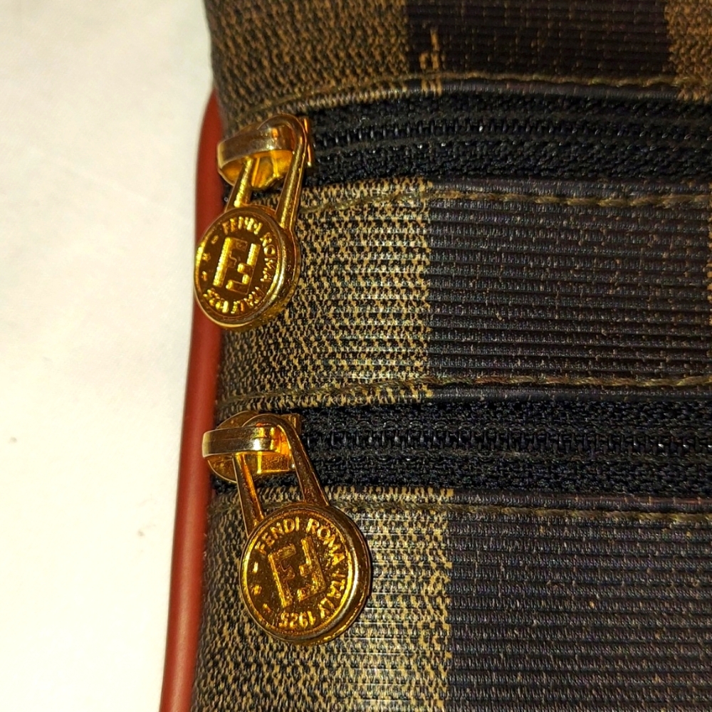 FENDI Vintage Pequin 3 Compartment zip pouch coated canvas leather lined.  Vgvc - Picture 3 of 12